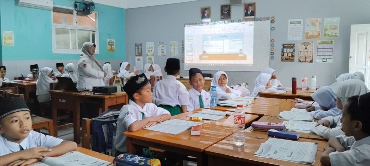 Pembelajaran dalam ruang kelas